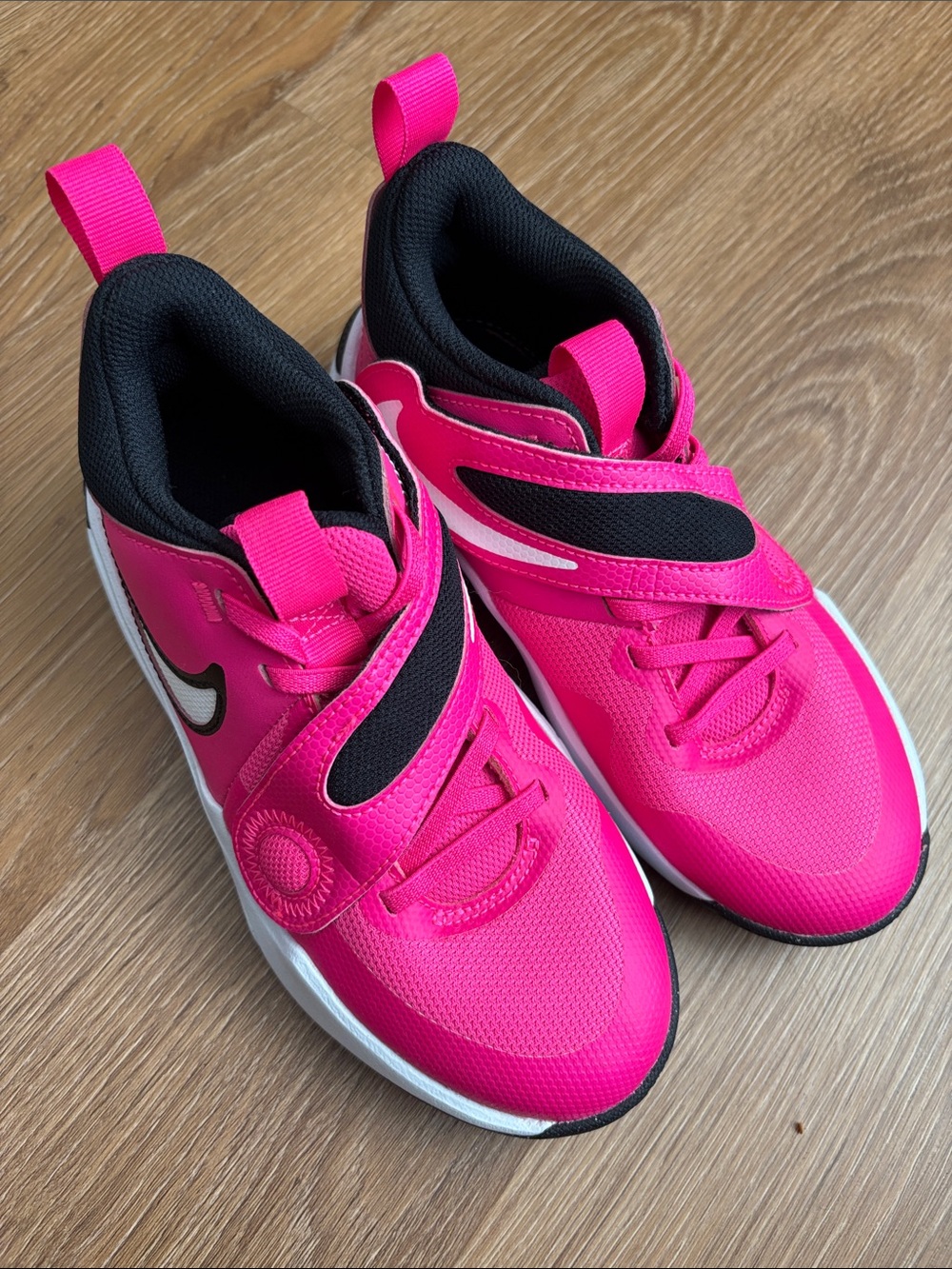 Nike Kids Hot Pink and Black Velcro Athletic Sneakers